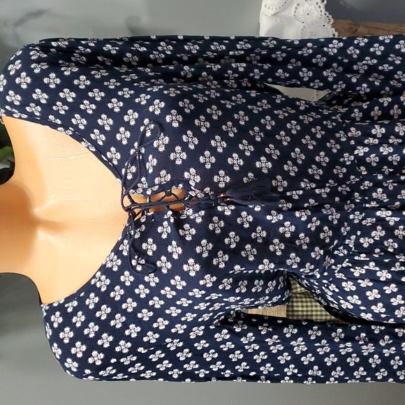 Cape Juby long sleeve romper M EUC - Picture 2 of 8